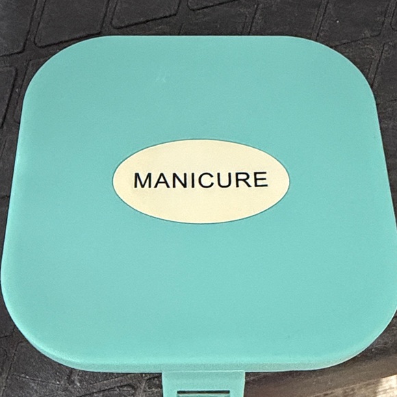 Turquoise Nail Care Kit - 7-Piece Manicure Set - Picture 2 of 3